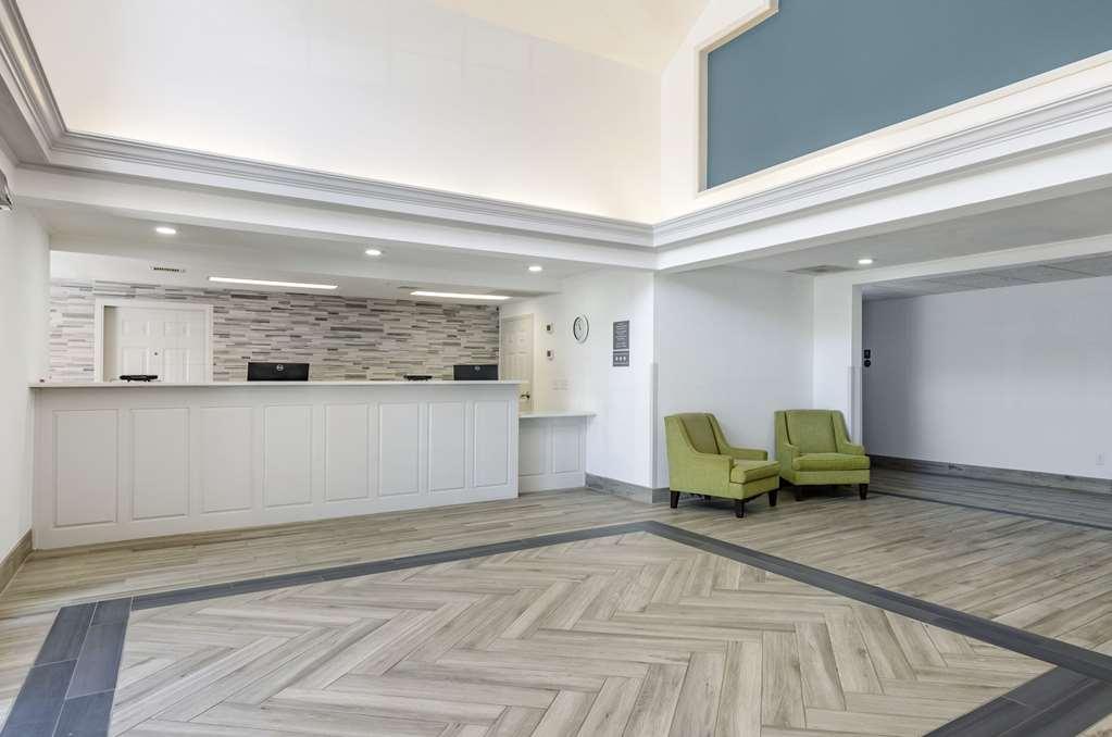 Comfort Inn Martinsville Dalaman gambar